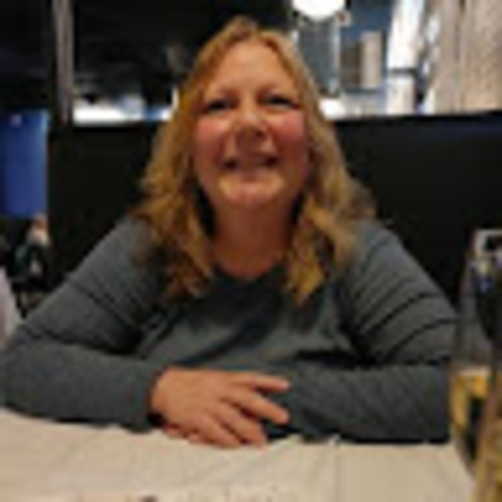 Meet your Posher, Joy